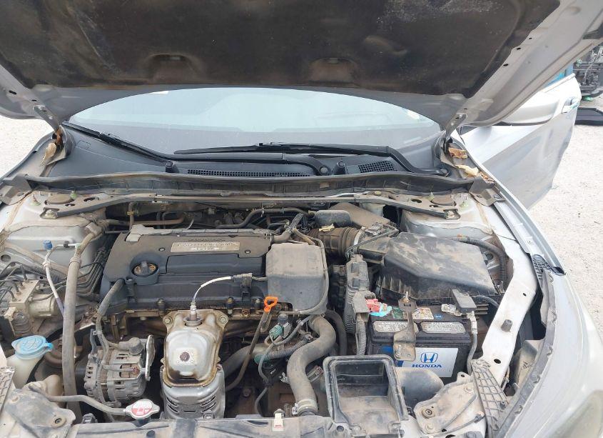 Photo 10 of 2014 Honda Accord SPORT (VIN 1HGCR2F58EA259548)