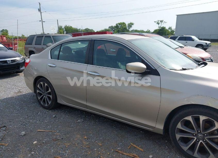 Photo 13 of 2014 Honda Accord SPORT (VIN 1HGCR2F58EA290685)