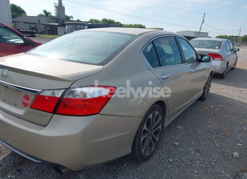 Photo 4 of 2014 Honda Accord SPORT (VIN 1HGCR2F58EA290685)