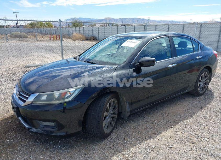 Photo 2 of 2014 Honda Accord SPORT (VIN 1HGCR2F58EA308263)