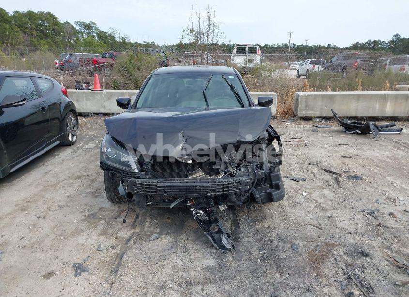 Photo 13 of 2015 Honda Accord SPORT (VIN 1HGCR2F58FA049484)