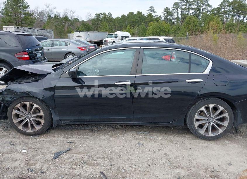 Photo 15 of 2015 Honda Accord SPORT (VIN 1HGCR2F58FA049484)