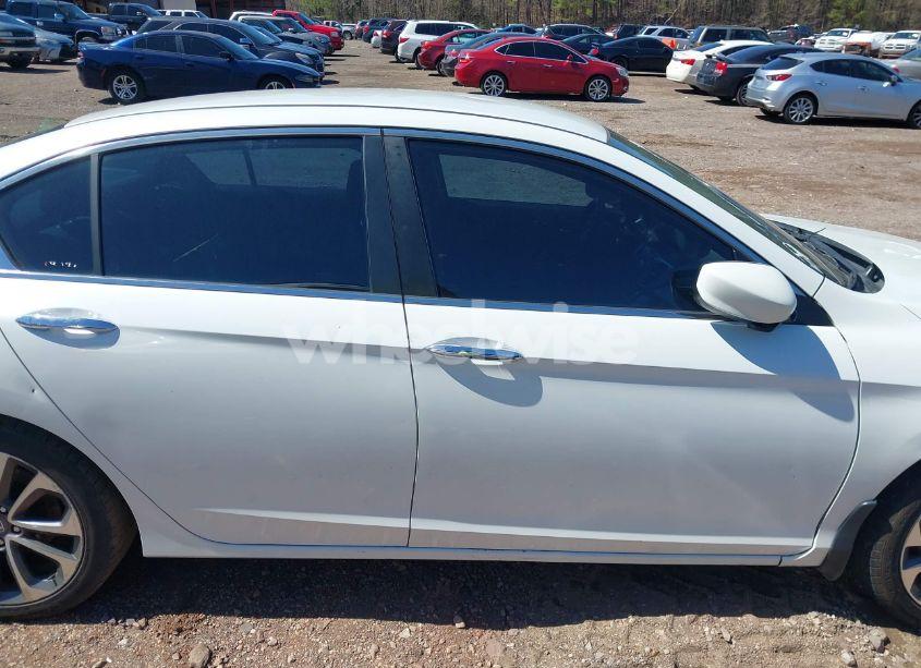 Photo 13 of 2015 Honda Accord SPORT (VIN 1HGCR2F58FA052627)