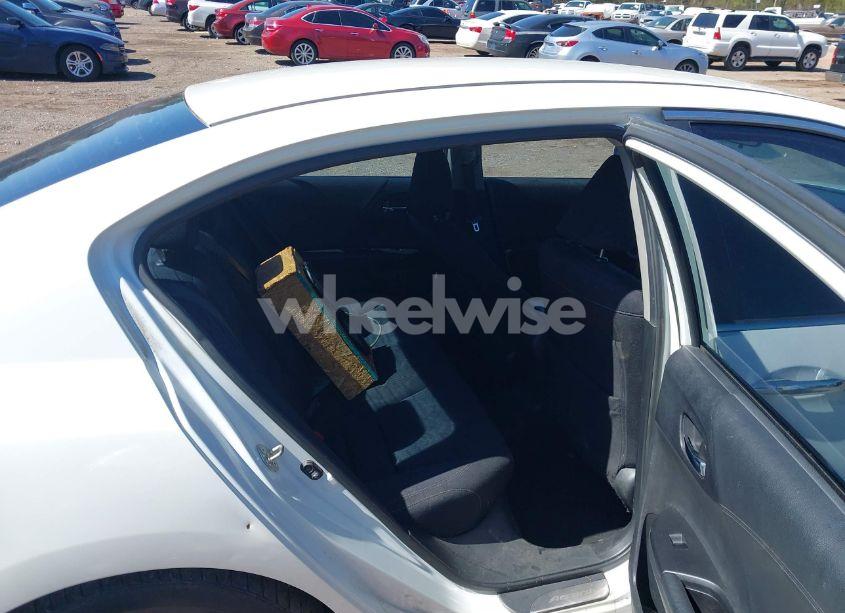 Photo 8 of 2015 Honda Accord SPORT (VIN 1HGCR2F58FA052627)