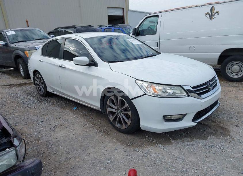 2015 Honda Accord SPORT (VIN 1HGCR2F58FA065149) main photo