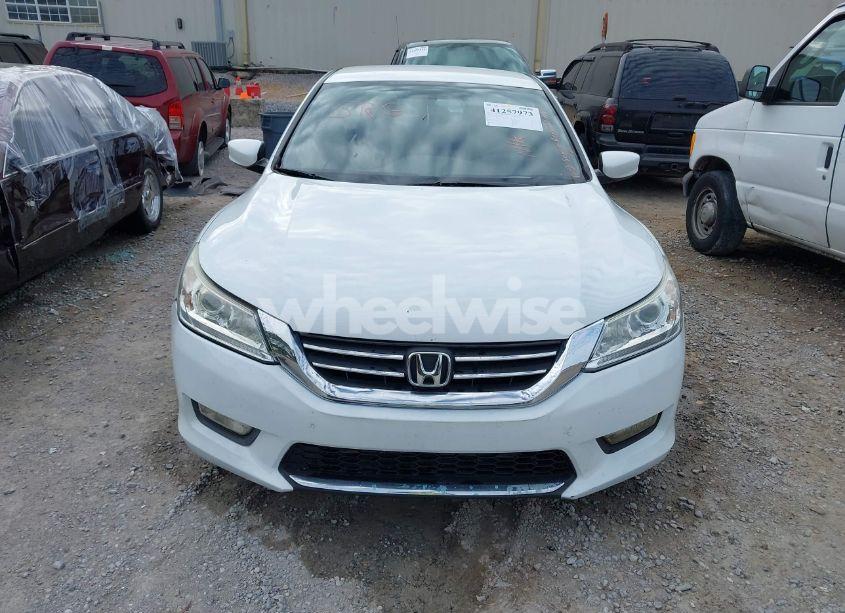Photo 12 of 2015 Honda Accord SPORT (VIN 1HGCR2F58FA065149)
