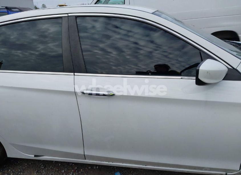 Photo 13 of 2015 Honda Accord SPORT (VIN 1HGCR2F58FA065149)