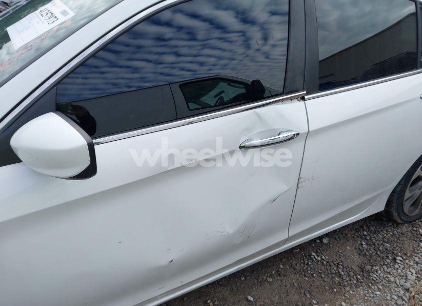 Photo 6 of 2015 Honda Accord SPORT (VIN 1HGCR2F58FA065149)