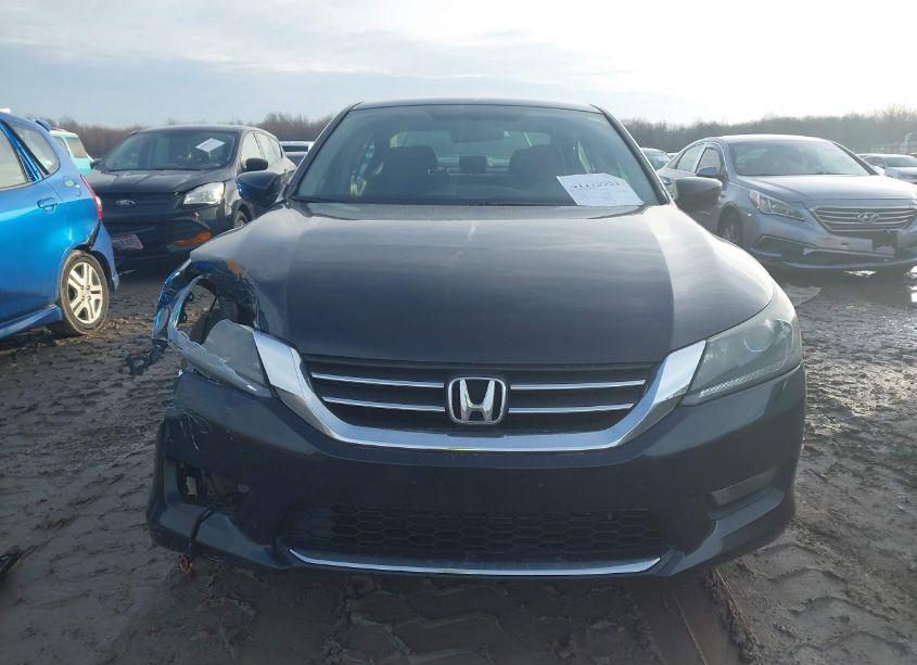 Photo 13 of 2015 Honda Accord SPORT (VIN 1HGCR2F58FA100742)
