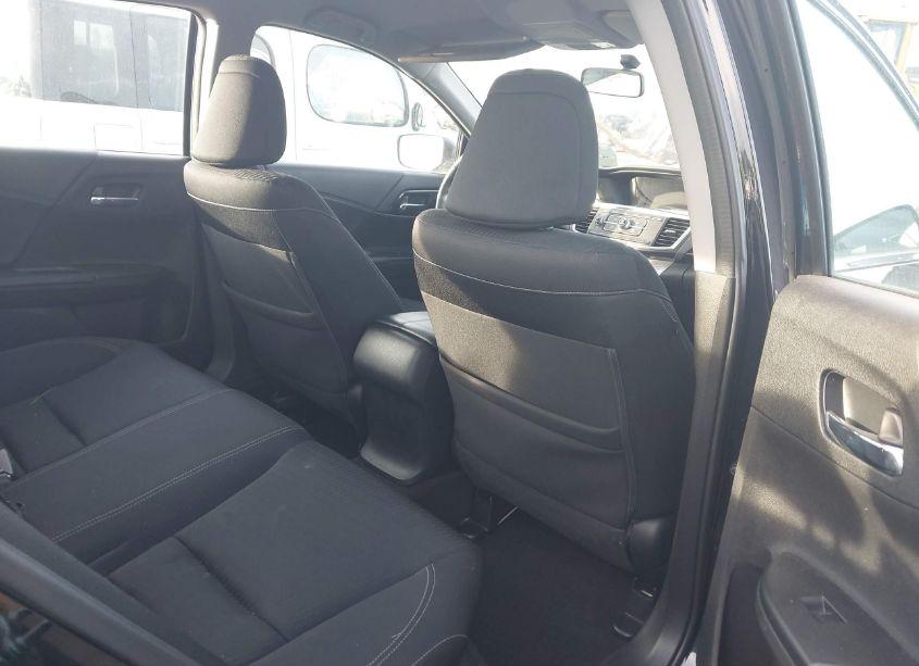 Photo 8 of 2015 Honda Accord SPORT (VIN 1HGCR2F58FA100742)