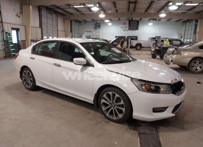 2015 Honda Accord SPORT (VIN 1HGCR2F58FA256697) main photo