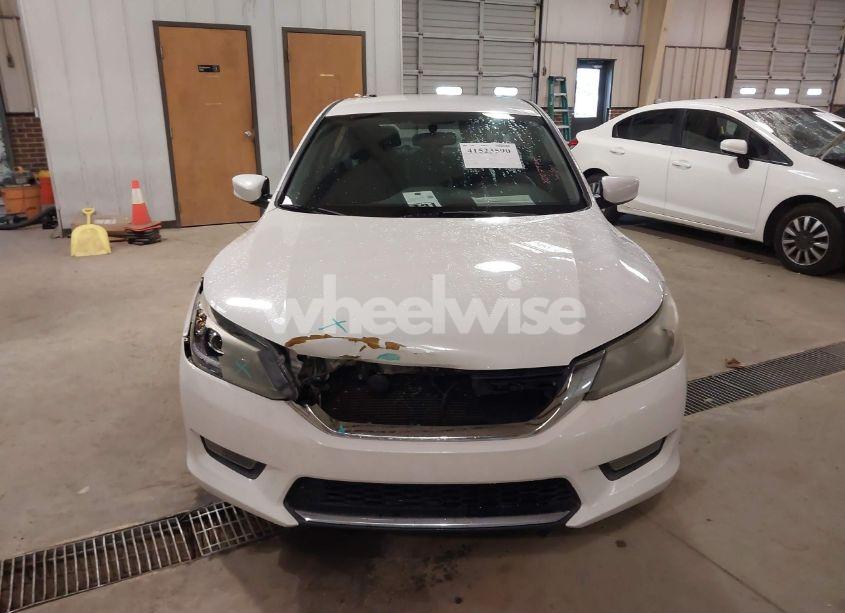 Photo 12 of 2015 Honda Accord SPORT (VIN 1HGCR2F58FA256697)