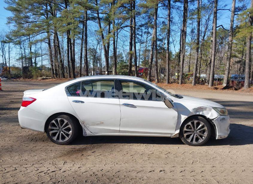 Photo 13 of 2015 Honda Accord SPORT (VIN 1HGCR2F58FA271829)