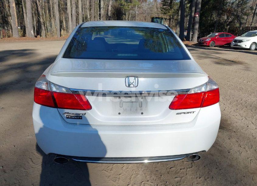 Photo 16 of 2015 Honda Accord SPORT (VIN 1HGCR2F58FA271829)