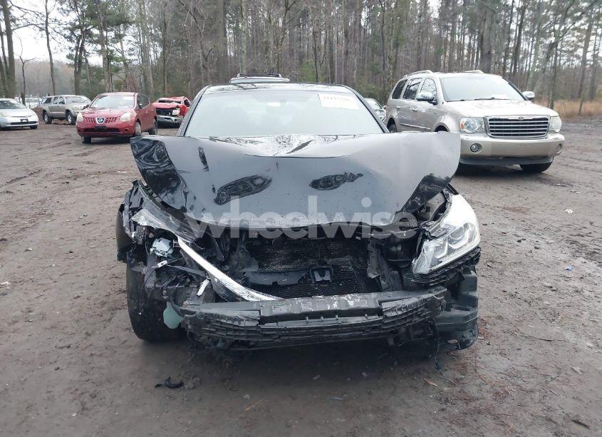 Photo 13 of 2016 Honda Accord SPORT (VIN 1HGCR2F58GA020388)