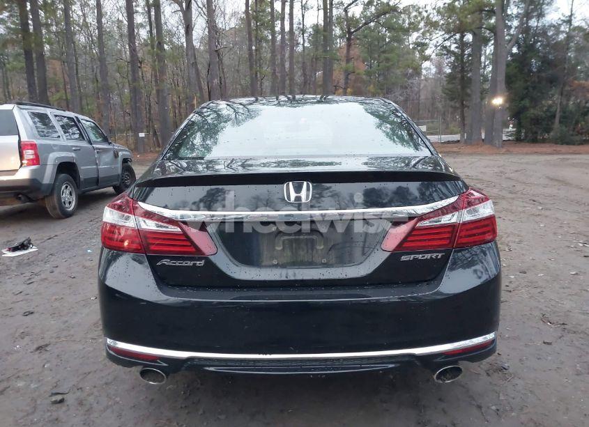 Photo 17 of 2016 Honda Accord SPORT (VIN 1HGCR2F58GA020388)