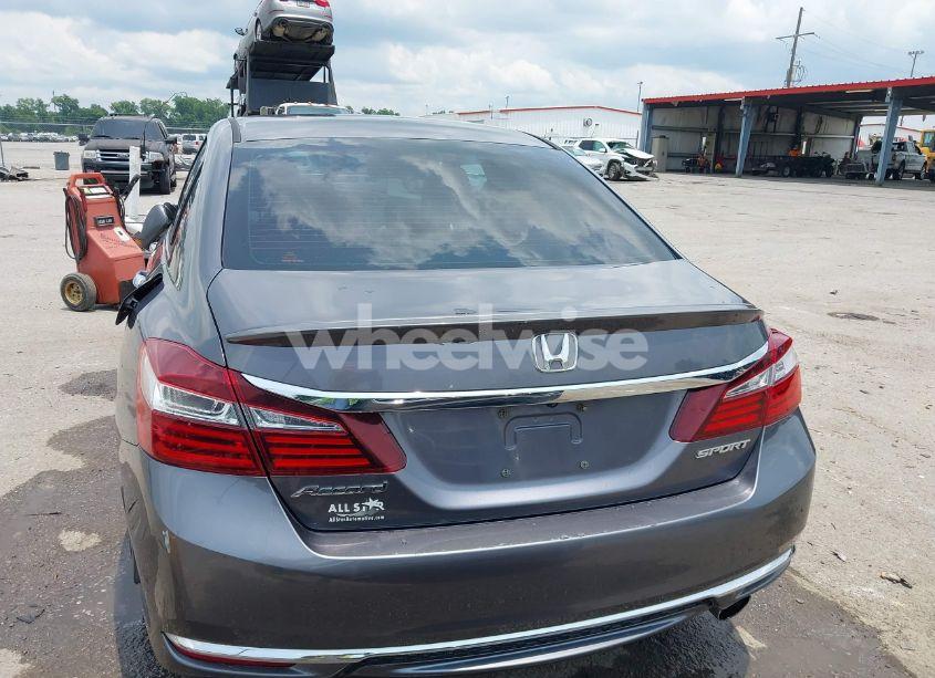 Photo 16 of 2016 Honda Accord SPORT (VIN 1HGCR2F58GA024165)