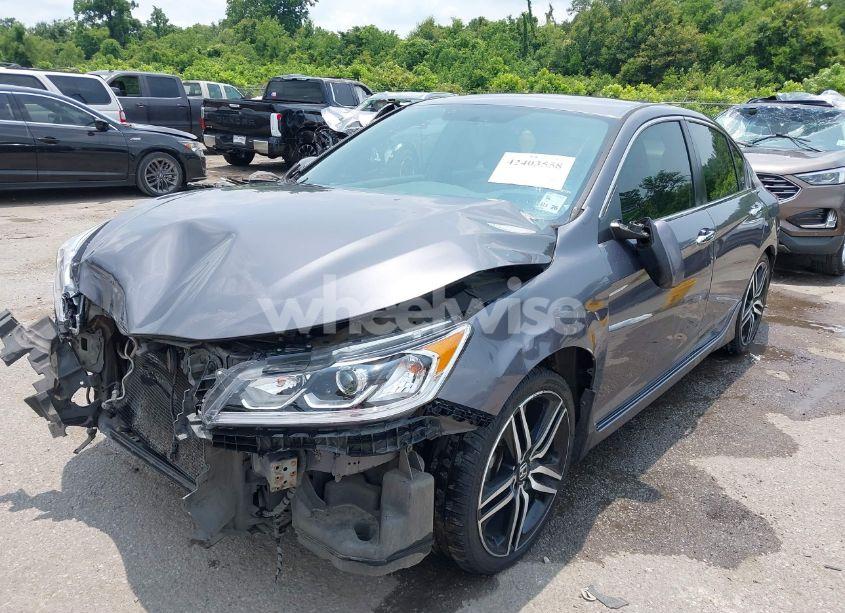 Photo 2 of 2016 Honda Accord SPORT (VIN 1HGCR2F58GA024165)