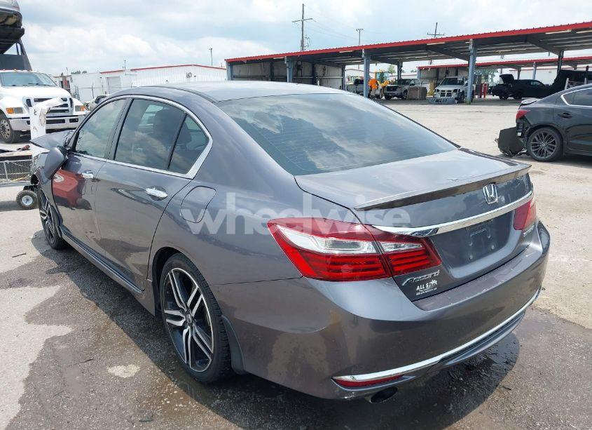 Photo 3 of 2016 Honda Accord SPORT (VIN 1HGCR2F58GA024165)