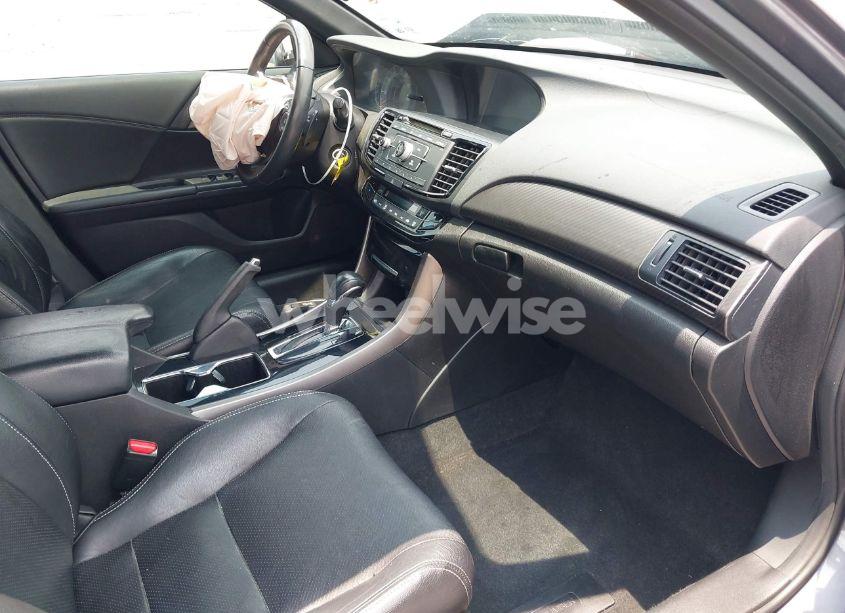 Photo 5 of 2016 Honda Accord SPORT (VIN 1HGCR2F58GA024165)