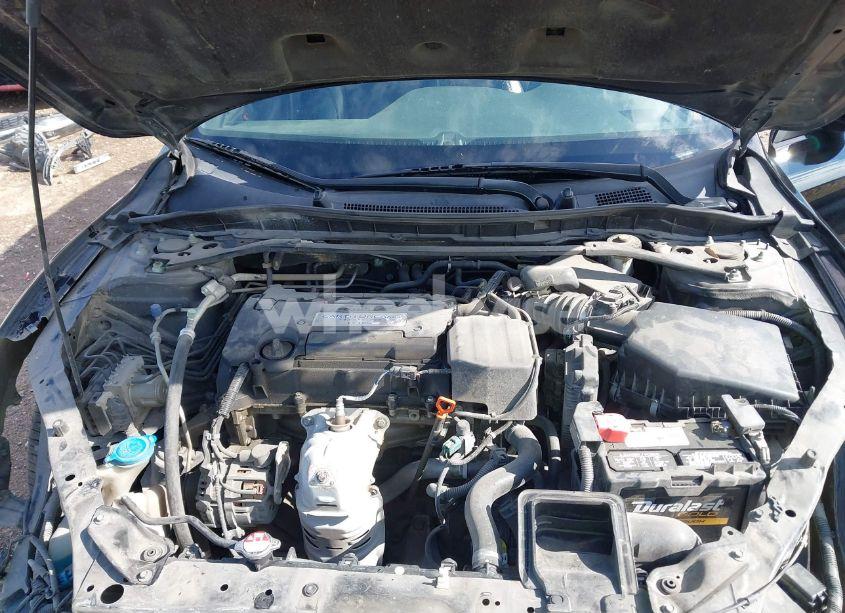 Photo 10 of 2016 Honda Accord SPORT (VIN 1HGCR2F58GA025560)