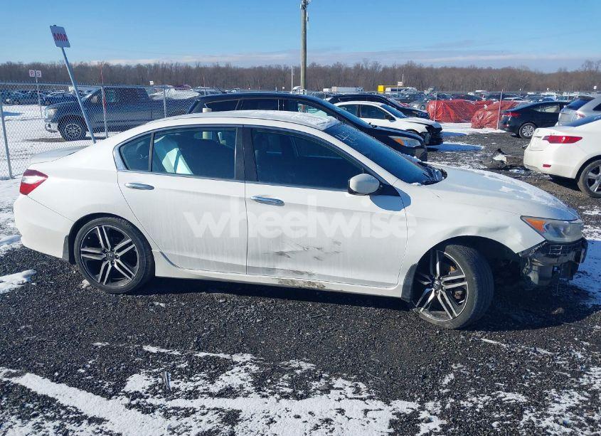 Photo 14 of 2016 Honda Accord SPORT (VIN 1HGCR2F58GA054458)