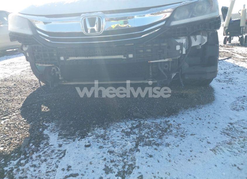 Photo 6 of 2016 Honda Accord SPORT (VIN 1HGCR2F58GA054458)