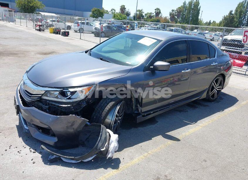 Photo 2 of 2016 Honda Accord SPORT (VIN 1HGCR2F58GA074001)