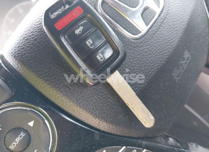 Photo 11 of 2016 Honda Accord SPORT (VIN 1HGCR2F58GA076752)