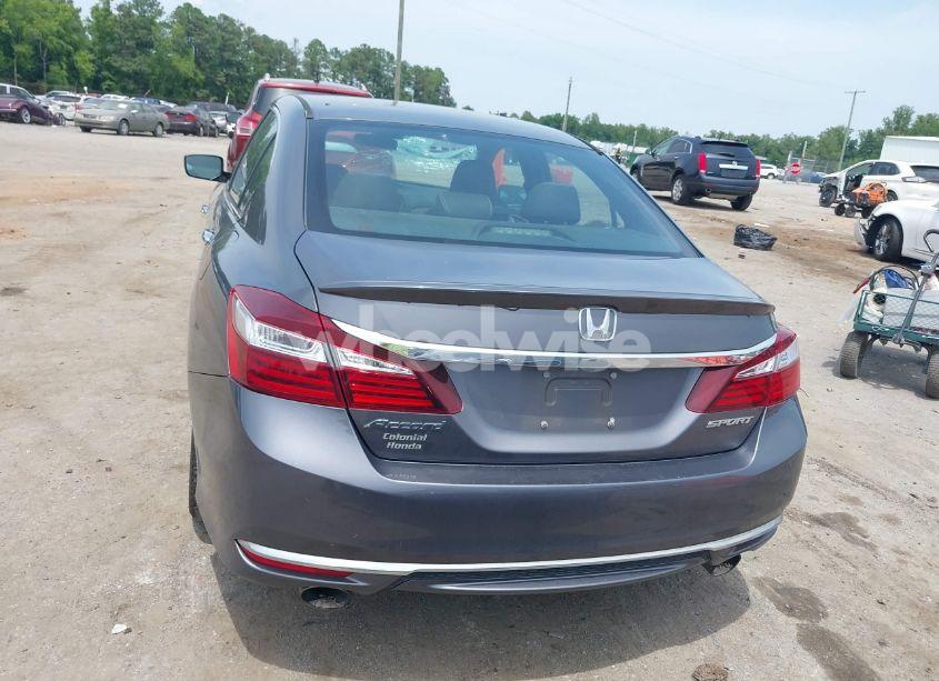Photo 16 of 2016 Honda Accord SPORT (VIN 1HGCR2F58GA076752)