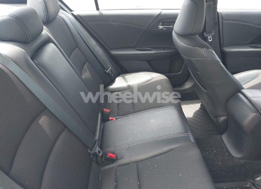 Photo 8 of 2016 Honda Accord SPORT (VIN 1HGCR2F58GA076752)