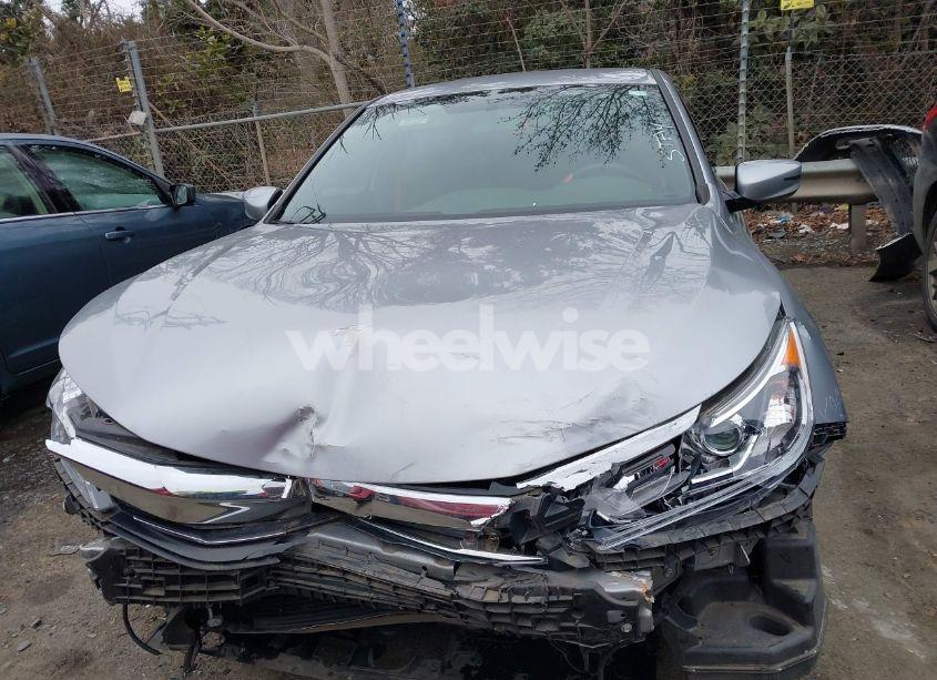 Photo 12 of 2016 Honda Accord SPORT (VIN 1HGCR2F58GA082146)