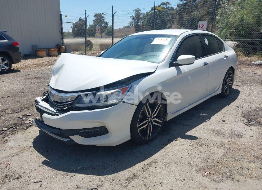 Photo 2 of 2016 Honda Accord SPORT (VIN 1HGCR2F58GA091784)