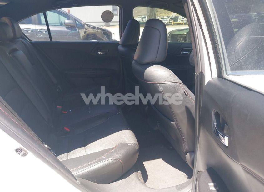 Photo 8 of 2016 Honda Accord SPORT (VIN 1HGCR2F58GA091784)