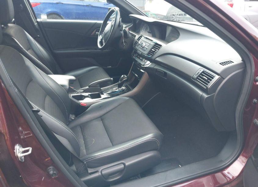 Photo 5 of 2016 Honda Accord SPORT (VIN 1HGCR2F58GA101696)