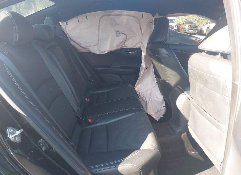 Photo 8 of 2016 Honda Accord SPORT (VIN 1HGCR2F58GA102475)