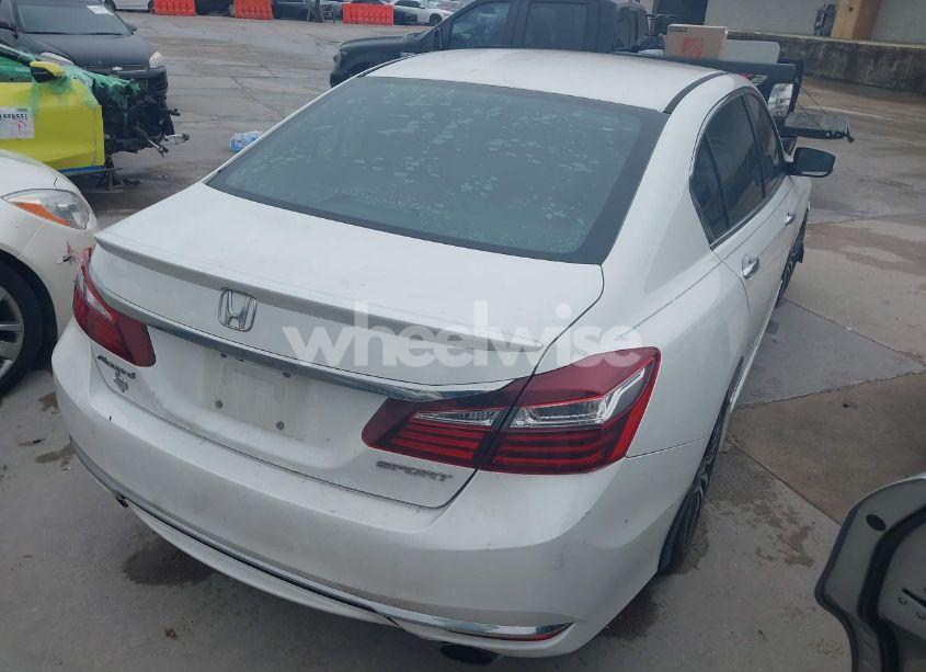 Photo 4 of 2016 Honda Accord SPORT (VIN 1HGCR2F58GA198995)