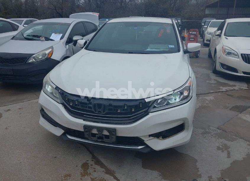 Photo 6 of 2016 Honda Accord SPORT (VIN 1HGCR2F58GA198995)