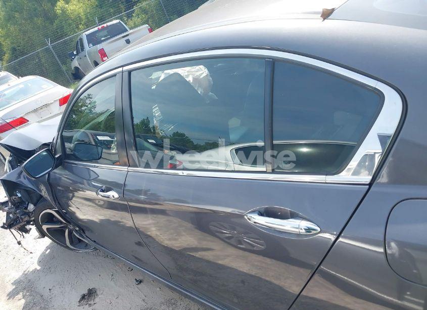 Photo 14 of 2016 Honda Accord SPORT (VIN 1HGCR2F58GA239304)