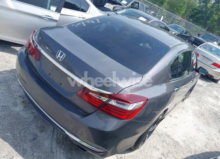 Photo 4 of 2016 Honda Accord SPORT (VIN 1HGCR2F58GA239304)