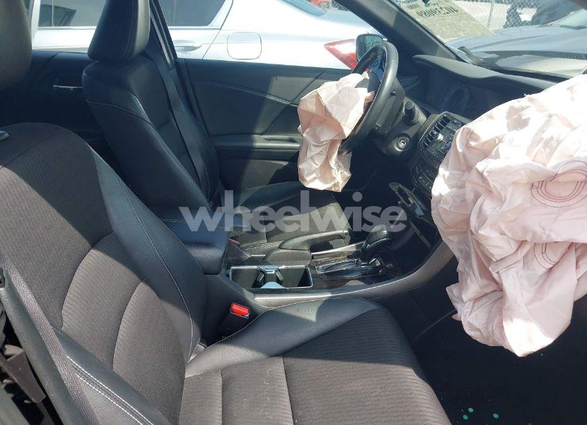 Photo 5 of 2016 Honda Accord SPORT (VIN 1HGCR2F58GA239304)