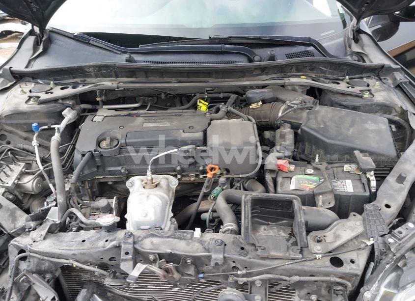 Photo 10 of 2017 Honda Accord SPORT (VIN 1HGCR2F58HA055448)