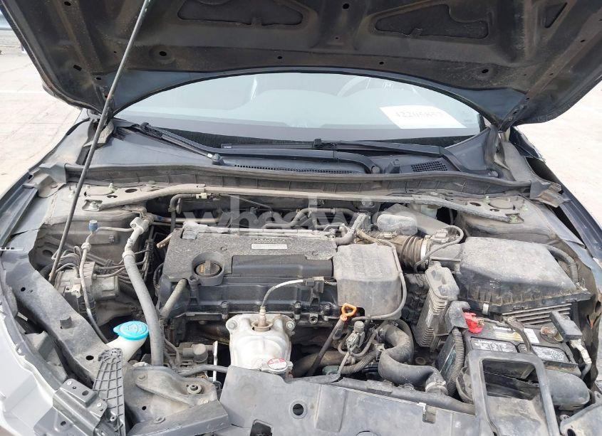 Photo 10 of 2017 Honda Accord SPORT (VIN 1HGCR2F58HA082701)