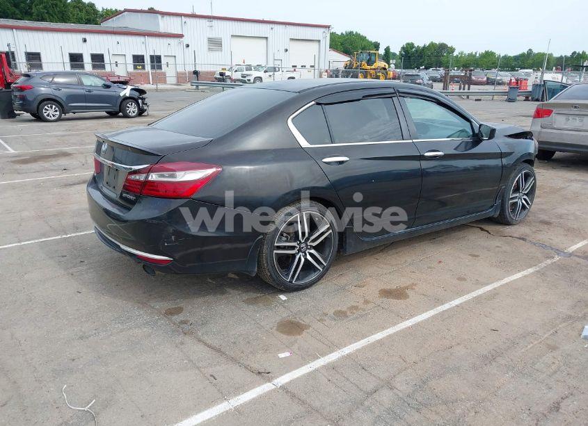 Photo 4 of 2017 Honda Accord SPORT (VIN 1HGCR2F58HA082701)