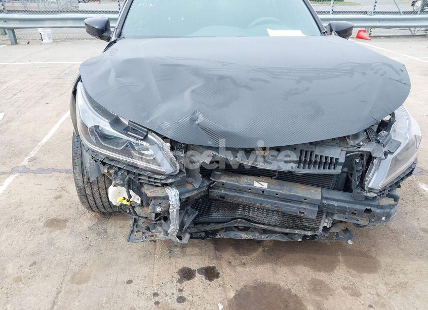 Photo 6 of 2017 Honda Accord SPORT (VIN 1HGCR2F58HA082701)