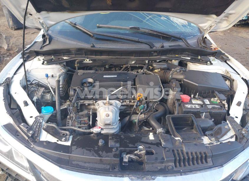 Photo 10 of 2017 Honda Accord SPORT (VIN 1HGCR2F58HA100484)