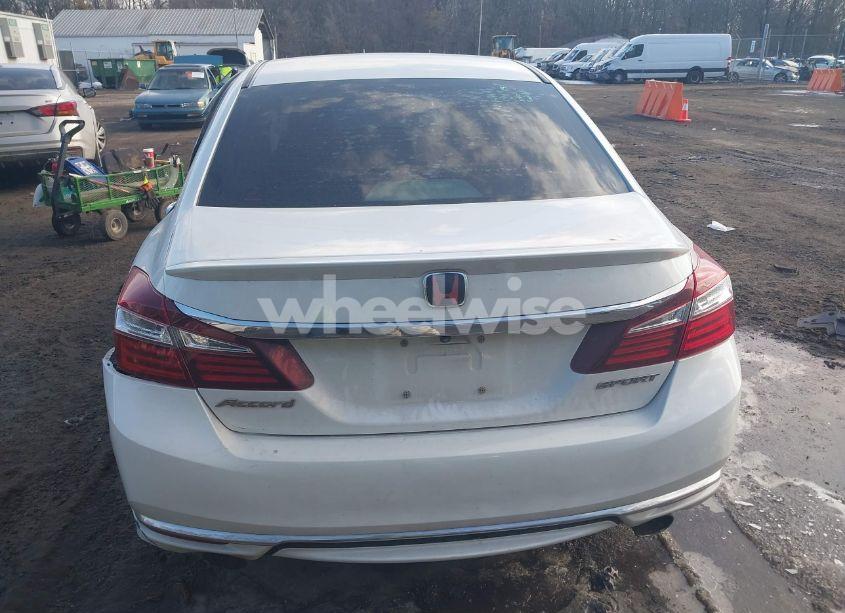 Photo 16 of 2017 Honda Accord SPORT (VIN 1HGCR2F58HA100484)