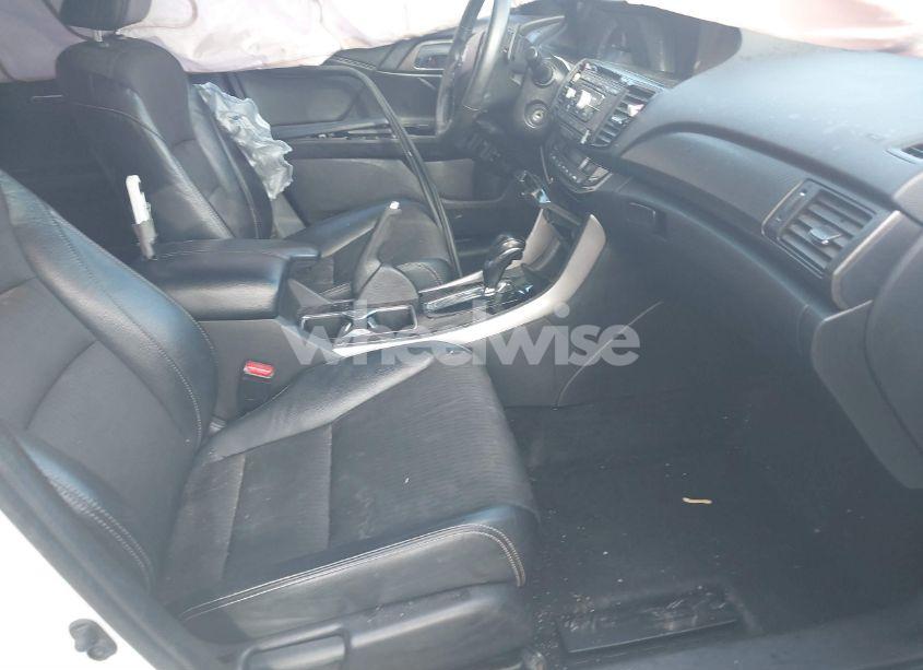 Photo 5 of 2017 Honda Accord SPORT (VIN 1HGCR2F58HA100484)