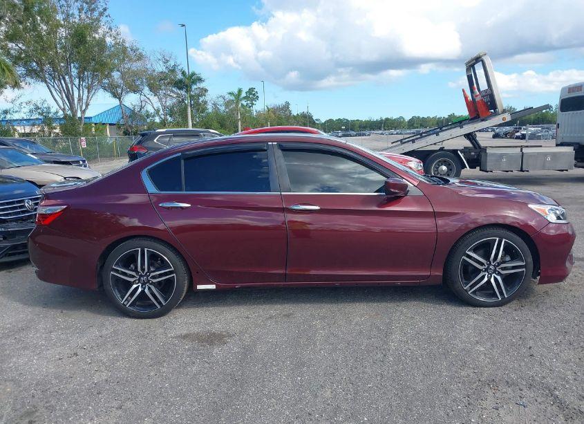 Photo 13 of 2017 Honda Accord SPORT (VIN 1HGCR2F58HA179204)