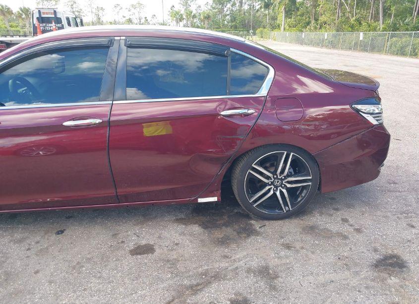 Photo 6 of 2017 Honda Accord SPORT (VIN 1HGCR2F58HA179204)